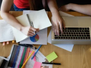 Creación de Recursos Gráficos Educativos con IA Generativa